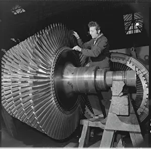Rostislav: Combustion turbine rotor, control