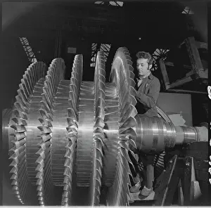 Rostislav: Combustion turbine rotor, control
