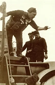 Lifebelt: Come Aboard the Lifeboat - man gesturing