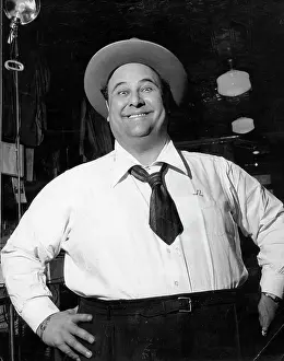 Goofing: Comedian Jack Leonard 1910 - 1973