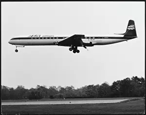Airtours: COMET JET AIRLINER