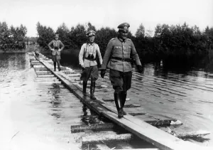 Provisional: Commander of the Wehrmacht on a bridge, 1941