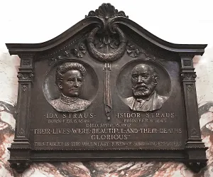 Straus: Commemorative Plaque in Macy's - Isidor and Ida Straus