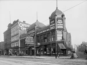 Lcgr1802: Commercial street in Detroit, MI, includes