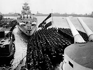 Commissioning: Commissioning of the Admiral Scheer, 1934