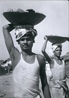Loaders: Communism - Socialism