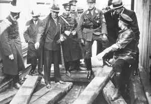 Richter: Communist bomb attack in Hamburg, circa 1930s