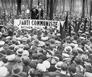 Parti: Communist demonstration in Paris, 1934