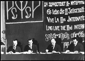 Klinger: COMMUNIST INTERNATIONAL