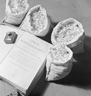 Stash: Communist looted gold