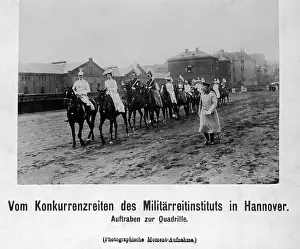 Trot: Competition riding of the Military School of
