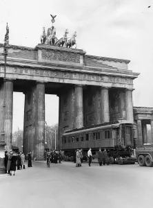Viewing: CompiEugne railway car in Berlin, 1941