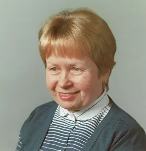 Pakhmutova: Composer Alexandra Pakhmutova, 1985
