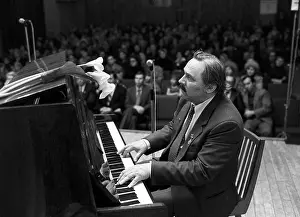Metelitsa: Composer Valentin Levashov, 1983