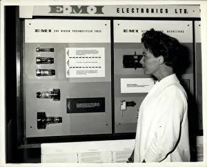 Atoms: Computers - Electronics - Robots - Technology - TV's