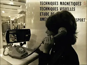 Videophone: Computers - Electronics - Robots - Technology - TV's