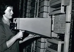 Fees: Computers - Electronics - Robots - Technology - TV's