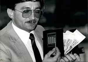 Calculating: Computers - Electronics - Robots - Technology - TV's