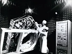 Monitoring: Computers - Electronics - Robots - Technology - TV's