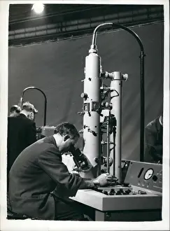 Microscopes: Computers - Electronics - Robots - Technology - TV's