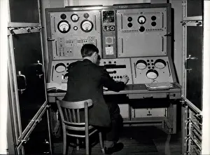 Cathode: Computers - Electronics - Robots - Technology - TV's