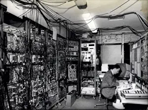 Researches: Computers - Electronics - Robots - Technology - TV's