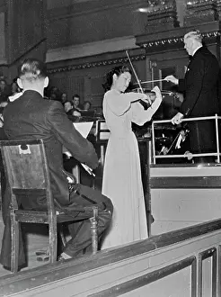 Suwa: Concert in Berlin