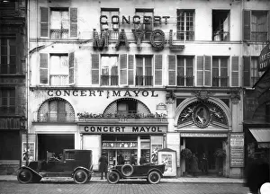 Mayol: Concert Mayol, Paris, photograph