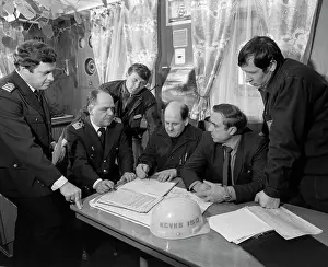 Integrated: Conclusion of socialist competition between dockers