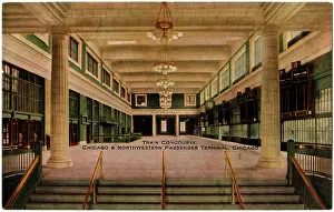 Chandeliers: Concourse, Chicago & Northwestern Terminal, Illinois, USA