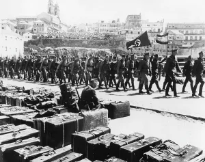 Baggage: The Condor Legion before its journey home at