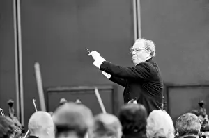 Zuzana: Conductor Charles Mackerras - Czech Philharmonic Orchestra
