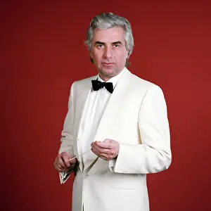 Kitayenko: Conductor Dmitry Kitayenko, 1988