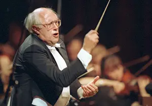 Mstislav: Conductor Mstislav Rostropovich, 1993
