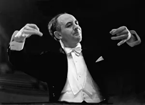 Violist: Conductor R.Barshai