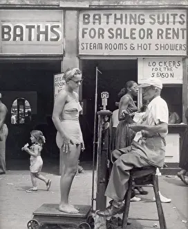 Weighs: Coney Island Boardwalk