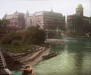 Confluence: The confluence of the Wien river and the Danube canal