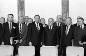 Lukyanov: US congressmen on visit to USSR, 1988