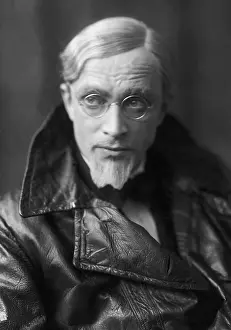 Schellenberg: Conrad Veidt in The Brothers Schellenberg, 1926