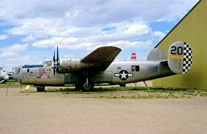 Consolidated: Consolidated B-24J 44-44175