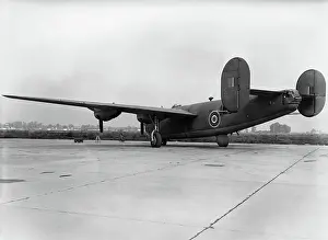 Prestwick: Consolidated B-24J Liberator B-8
