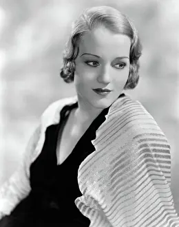 Cummings: Constance Cummings