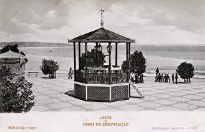 Praca: Constitution Square, Lagos, Algarve, southern Portugal