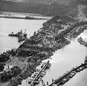 Aswan: Construction of Aswan Dam