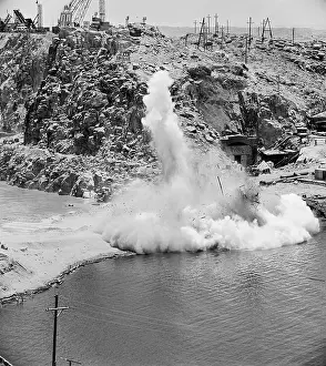Aswan: Construction of Aswan Dam