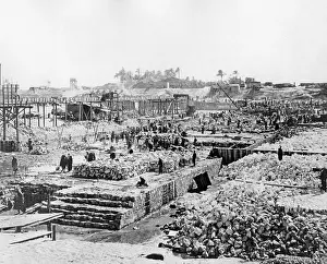 Esna: Construction of a dam on the Nile near Esna, 1907