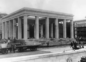 Slabs: Construction of the Ehrentempeln - Temples of