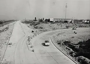 Expressway: Construction of the expressway on the Danube embankment