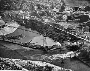 Resource: Construction of the Grand Coulee Dam, 1937