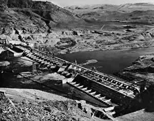 Resource: Construction of the Grand Coulee Dam, 1938
